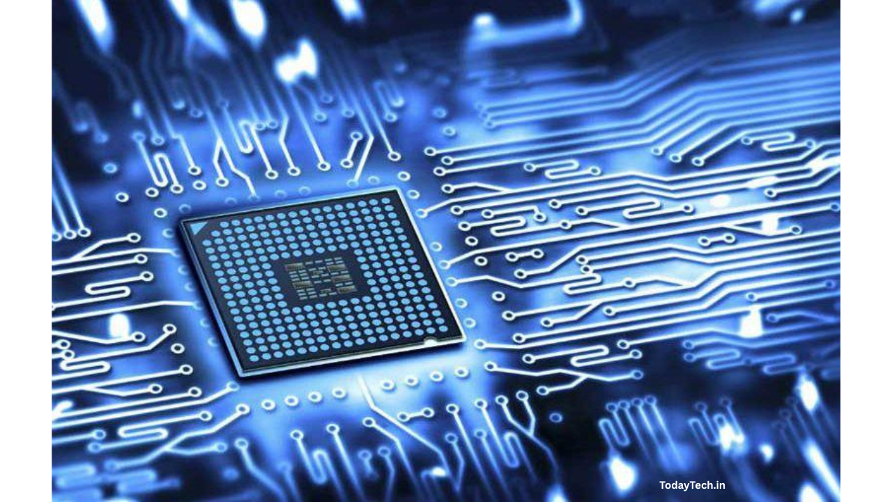 Ultimate Nanoelectronics : The Master Guide